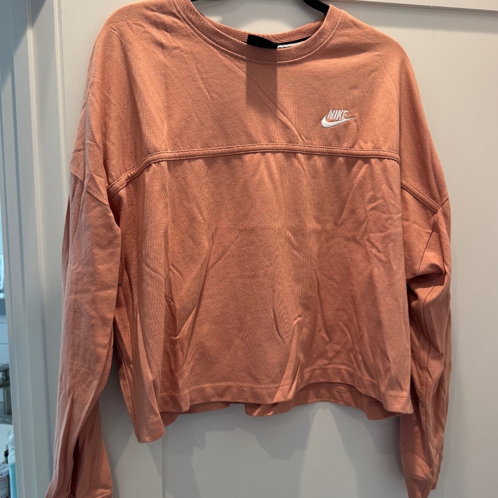 Nike cropped shirt - XL